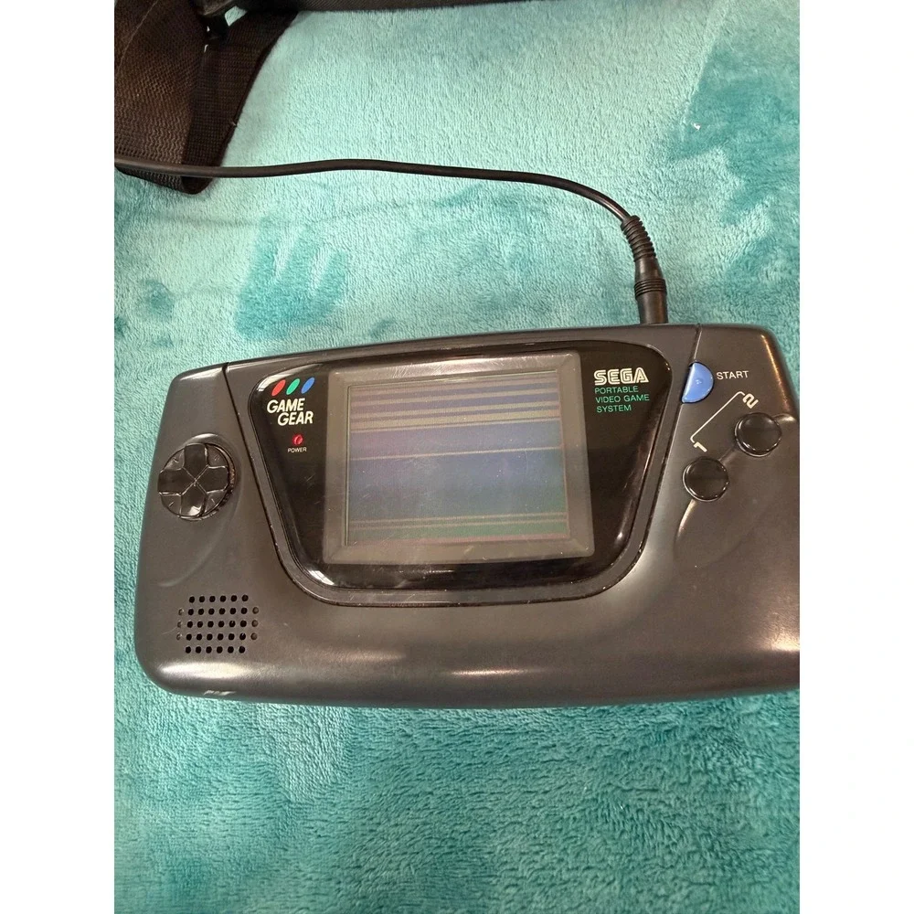 Sega Game Gear Handheld Console Bundle Streets of Rage 2 Sonic Chaos Case Manual